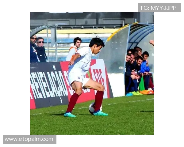 172cm足球明星的逆袭之路如何突破身高限制成就辉煌职业生涯