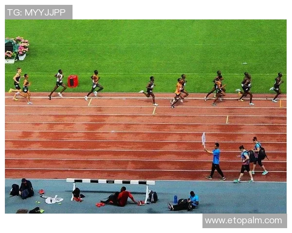 上海羽毛球队在钻石联赛中以81分稳居积分榜首位